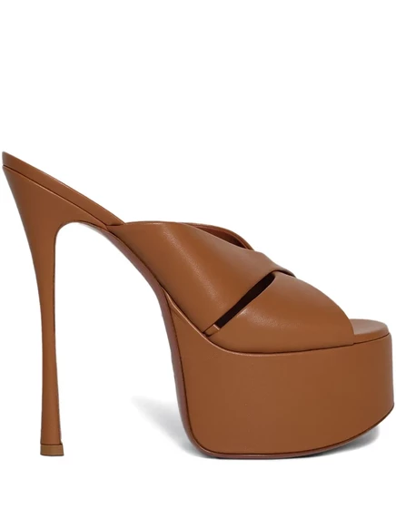 Женские босоножки Amina Muaddi 155 Salma, коричневые