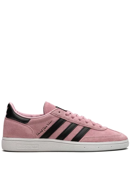 специальные кроссовки adidas для гандбола 