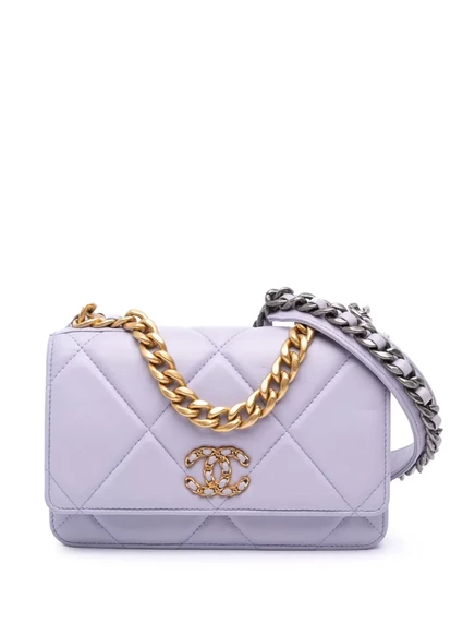 Бывший в употреблении кошелек CHANEL 2021-2025 из стеганой овечьей кожи, 19 штук, сумка-портфель на цепочке purple