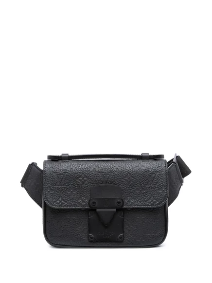 Сумка-слинг через плечо с замком Monogram Taurillon, бывшая в употреблении у Louis Vuitton 2021-2025, 2025-29-29