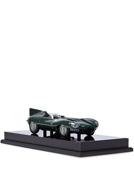 Дом Ральфа Лорена, автомобиль модели Jaguar XKD 1955 года выпуска green