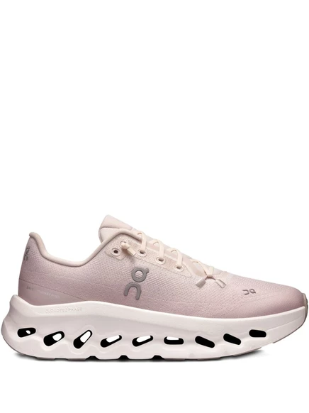 На беговых кроссовках Cloudtilt pink