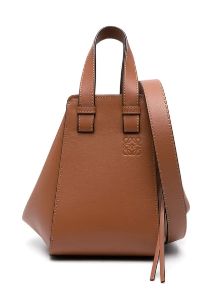 Компактная кожаная сумка-гамак LOEWE brown
