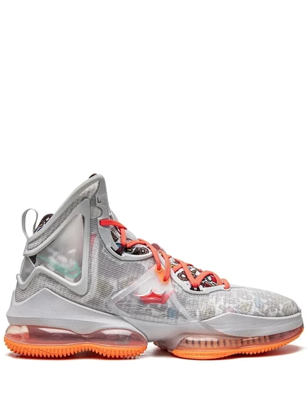 Кроссовки Nike LeBron 19 «Fast Food», серо-оранжевые