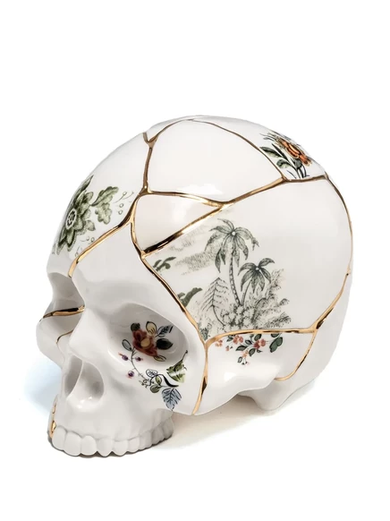 Декоративный череп Seletti x Marcantonio Raimondi Malerba Kintsugi, из фарфора, белый с 24-каратным золотым декором