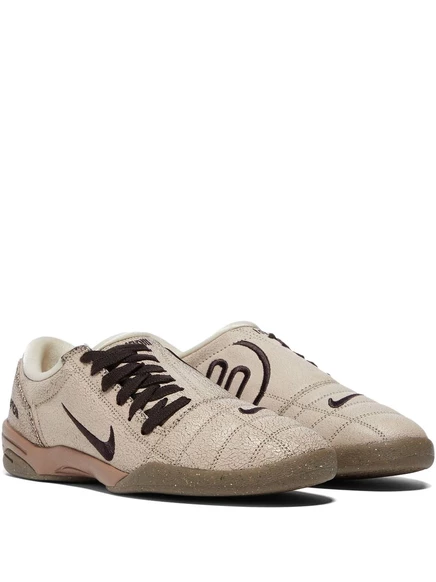 Кроссовки Nike Total 90 III 