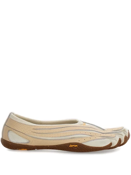 Балетки с кожаным верхом от Vibram neutrals
