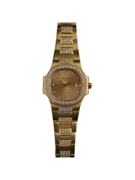 Часы Patek Philippe Nautilus 27 мм с бриллиантами, шампань