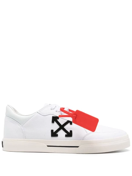 Низкие кроссовки white
