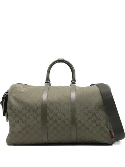 Спортивная сумка Gucci medium с монограммой GG от Gucci green