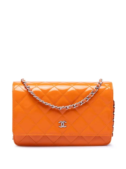 Стеганый патентованный кошелек CHANEL 2014 CC, бывший в употреблении, на цепочке, сумка через плечо