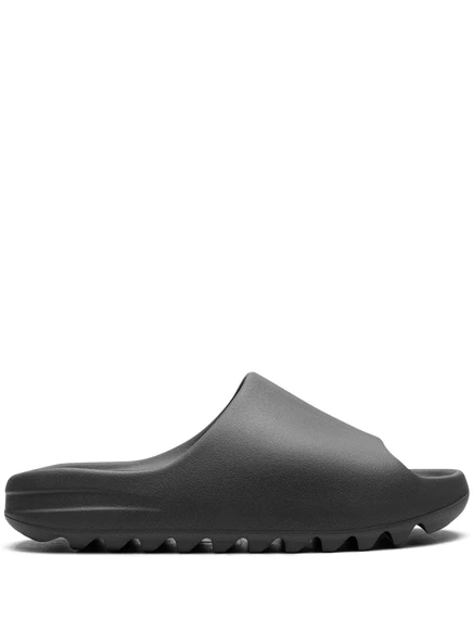 горки adidas YEEZY 