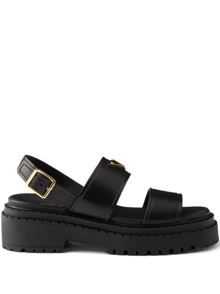 Босоножки на платформе с пряжкой и ремешком от Prada black