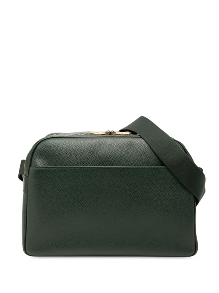 Сумка через плечо Taiga Reporter PM 2001 года выпуска, бывшая в употреблении у Louis Vuitton green
