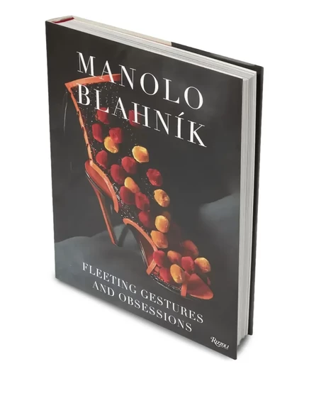 Кофейная книга Manolo Blahnik в твёрдом переплете, 488 стр.