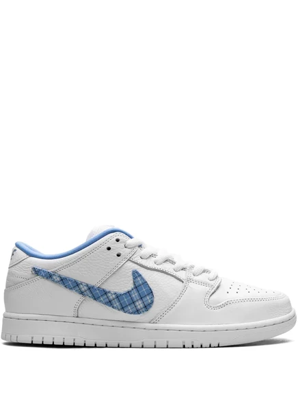 Кроссовки Nike SB Dunk Low x Nicole Hause white