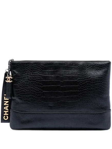 Женский клатч CHANEL Pre-Owned Gabrielle тиснёный, черный