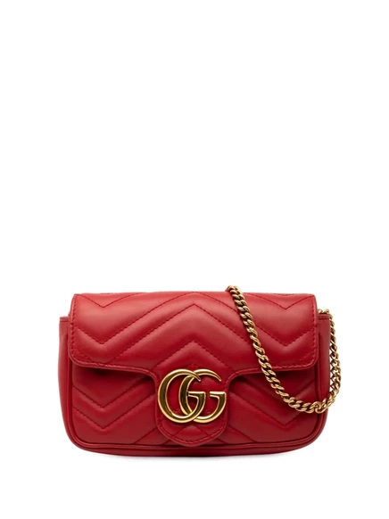 Кожаная сумка через плечо с клапаном Mini GG Marmont Matelasse, бывшая в употреблении у Gucci 2016-2025 red