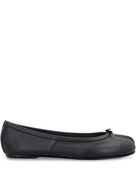 Женские балетки Maison Margiela Tabi кожаные, черные
