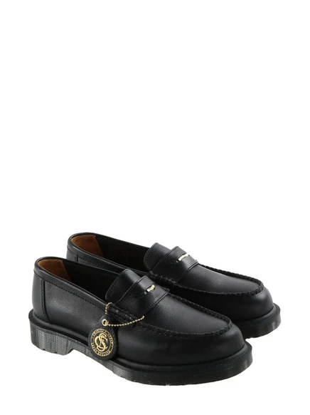 Лоферы Dr. Martens на массивной подошве, черные