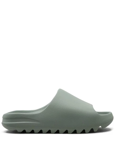 плоские горки adidas Yeezy 