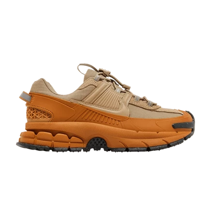 Женские кроссовки Nike Zoom Vomero Roam, коричневые