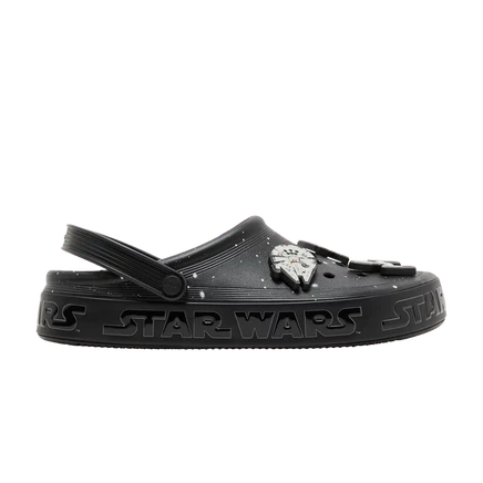 Кроссовки Star Wars x Crocs за пределами корта забивают 