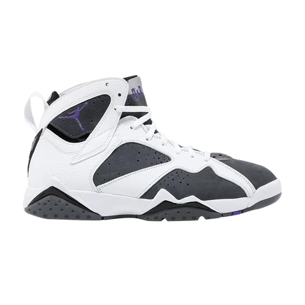 Кроссовки Air Jordan 7 Retro «Flint» 2021, серые