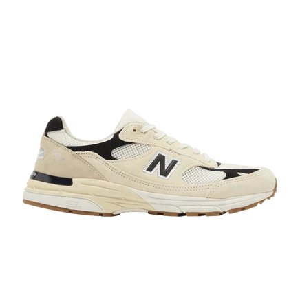 Кроссовки New Balance 993 Made in USA Teddy Santis, кремовые