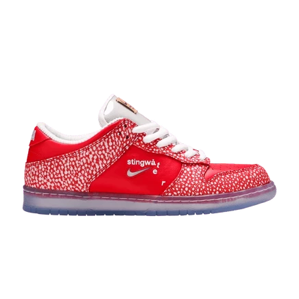 Кроссовки Nike x Stingwater Dunk «Magic Mushroom», красные