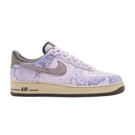 Кроссовки Nike Air Force 1 ′07 LV8 «Snakeskin Pack Doll», фиолетовые