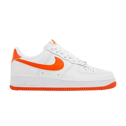 Кроссовки Nike Air Force 1 '07, белые с оранжевыми акцентами
