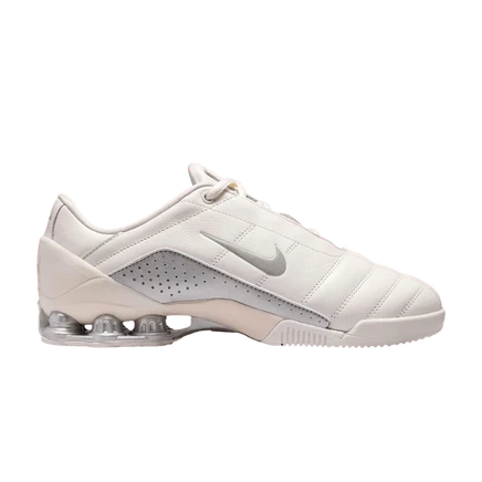 Женские кроссовки Nike Total 90 Shox Magia, кремовые