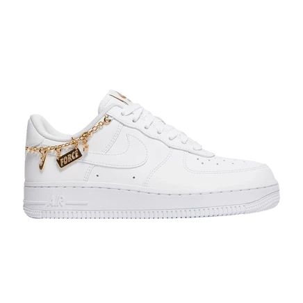 Женские кроссовки Nike Air Force 1 «Lucky Charms», белые