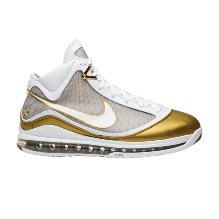 Кроссовки Nike Air Max LeBron 7 Retro QS «China Moon», золотистые