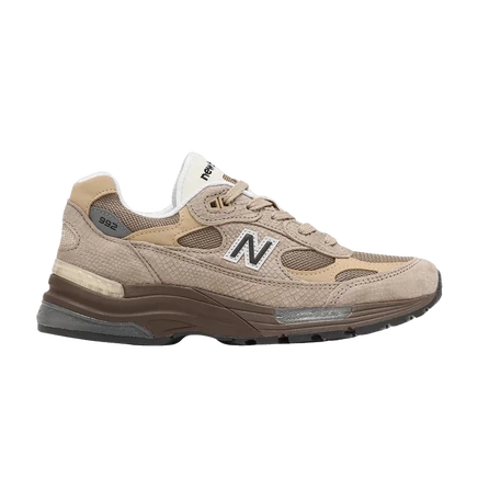 Кроссовки New Balance 992 Teddy Santis, коричневые