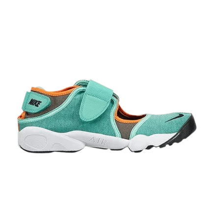 Кроссовки Nike Air Rift зеленого цвета