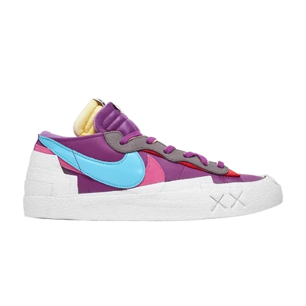 Кроссовки KAWS x sacai x Nike Blazer Low, фиолетовые