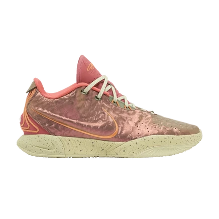 Nike LeBron 21 