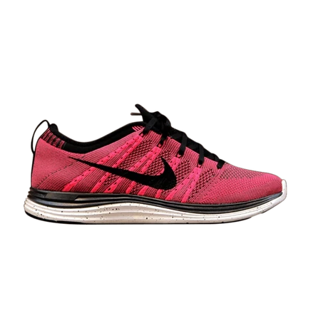 Кроссовки Nike Flyknit One+, розовые