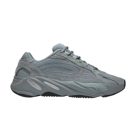 Кроссовки Adidas Yeezy Boost 700 V2 Hospital Blue, голубые