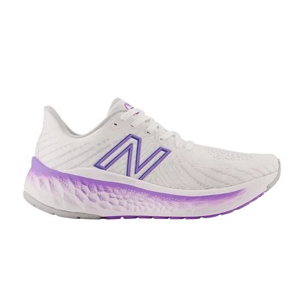 Женские кроссовки New Balance Fresh Foam X Vongo v5, белые