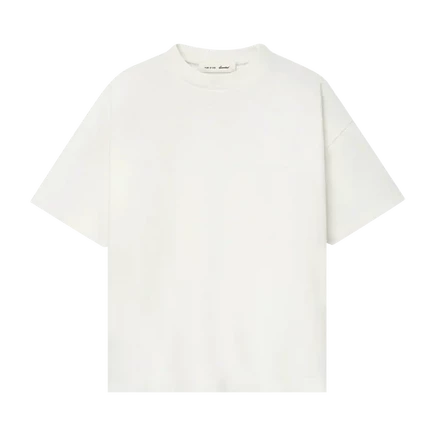 Фирменная футболка Fear of God Essentials 90-х с коротким рукавом цвета слоновой кости белого цвета