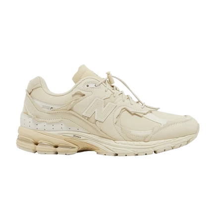 Кроссовки New Balance 2002R Protection Pack, песочный