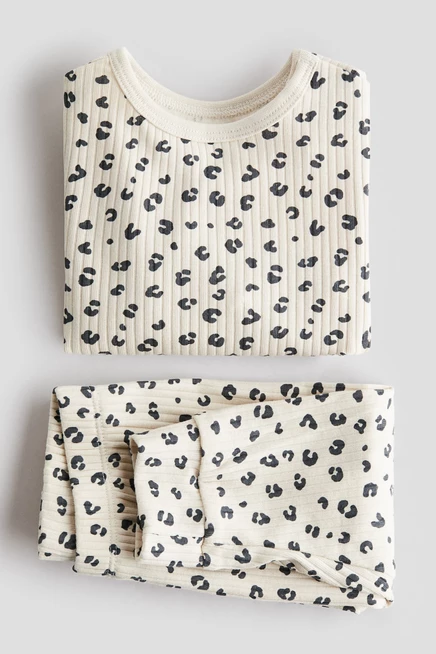 light beige/leopard print