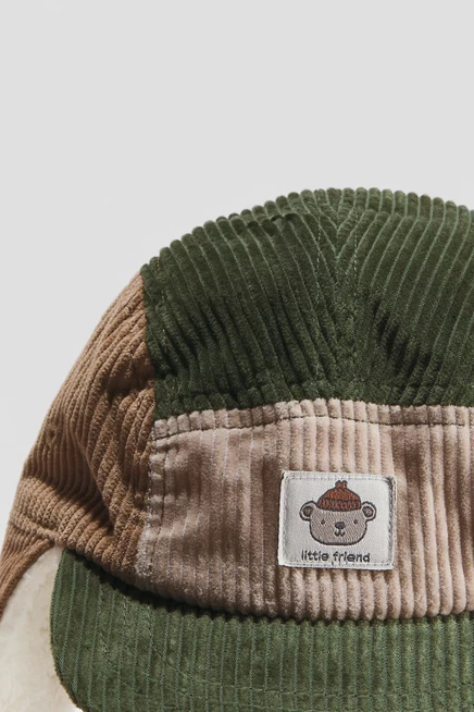 Cap with Earflaps dark beige/color block
