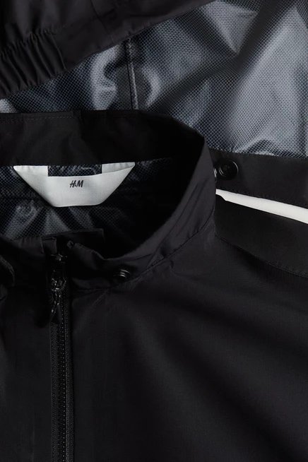 Детская водонепроницаемая куртка H&M, черная