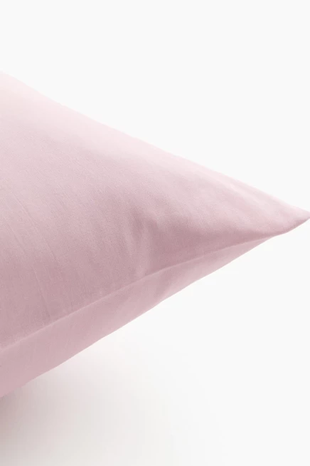 Light dusty pink