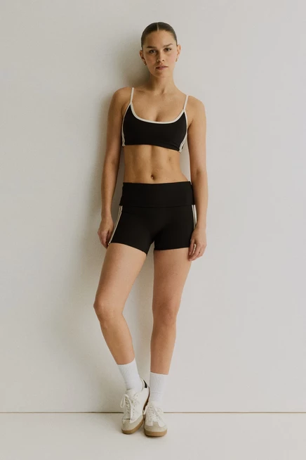 Спортивный топ H&M SoftMove, черный