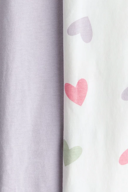 light purple/hearts